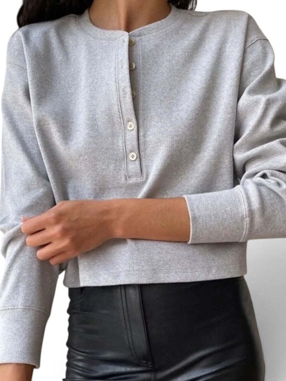 Aritzia Wilfred Free Mavis Grey Henley Long Sleeve Top Small